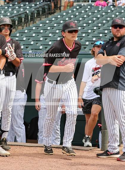 Thumbnail 2 in Valley Mills vs. New Home (UIL 2A Baseball Semifinal) photogallery.