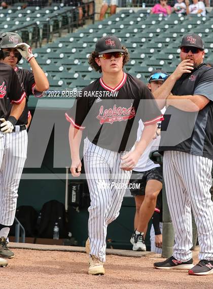 Thumbnail 3 in Valley Mills vs. New Home (UIL 2A Baseball Semifinal) photogallery.