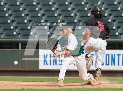 Thumbnail 1 in Valley Mills vs. New Home (UIL 2A Baseball Semifinal) photogallery.