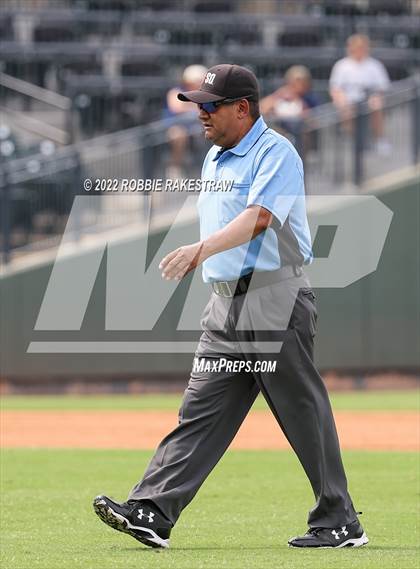 Thumbnail 2 in Valley Mills vs. New Home (UIL 2A Baseball Semifinal) photogallery.