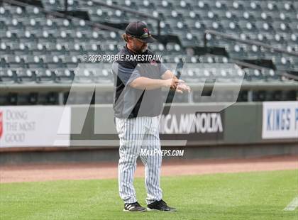Thumbnail 2 in Valley Mills vs. New Home (UIL 2A Baseball Semifinal) photogallery.