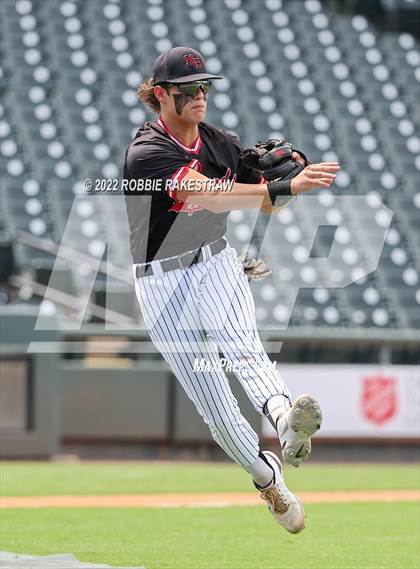 Thumbnail 2 in Valley Mills vs. New Home (UIL 2A Baseball Semifinal) photogallery.