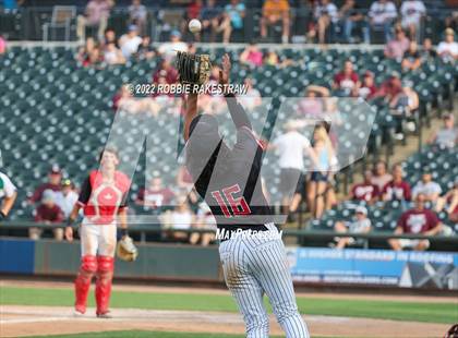 Thumbnail 1 in Valley Mills vs. New Home (UIL 2A Baseball Semifinal) photogallery.