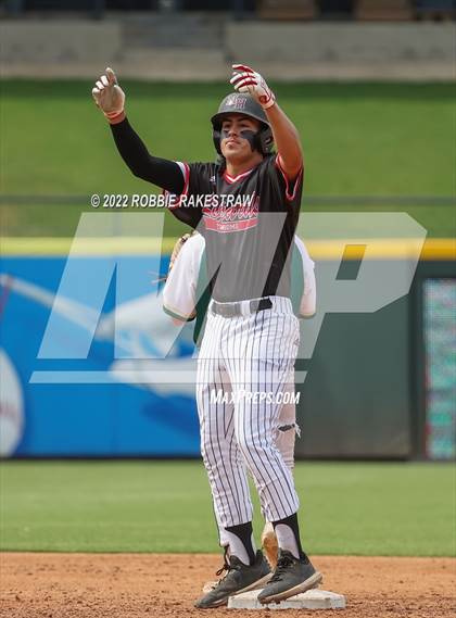 Thumbnail 2 in Valley Mills vs. New Home (UIL 2A Baseball Semifinal) photogallery.