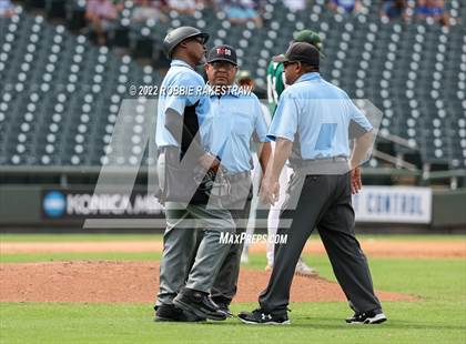 Thumbnail 3 in Valley Mills vs. New Home (UIL 2A Baseball Semifinal) photogallery.