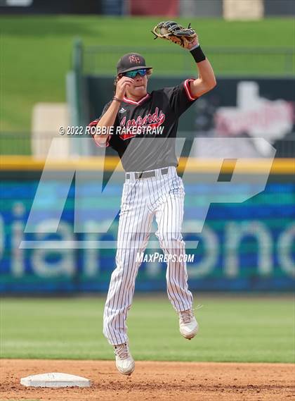 Thumbnail 3 in Valley Mills vs. New Home (UIL 2A Baseball Semifinal) photogallery.
