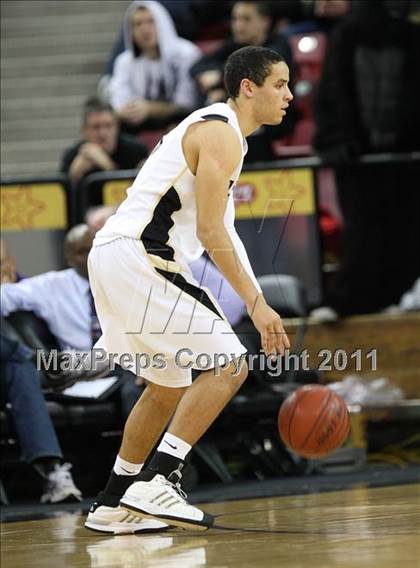 Thumbnail 3 in Archbishop Mitty vs. Woodcreek (CIF NorCal D2 Regional Final) photogallery.