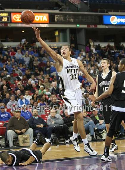 Thumbnail 3 in Archbishop Mitty vs. Woodcreek (CIF NorCal D2 Regional Final) photogallery.