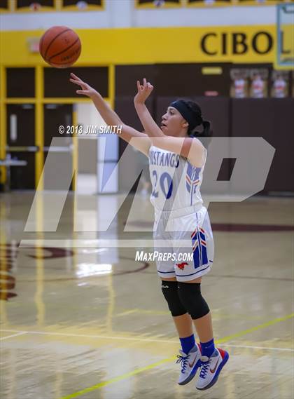 Thumbnail 3 in West Mesa vs. Rio Rancho (APS Metro Tournament) photogallery.