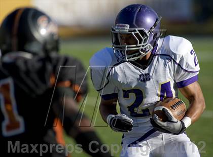 Thumbnail 2 in Queen Creek vs. Desert Edge (AIA D3 Final) photogallery.