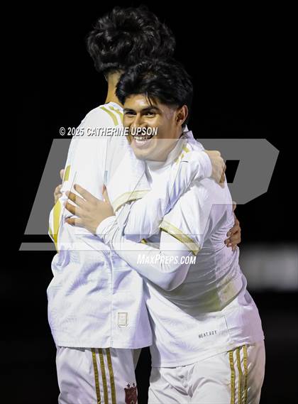 Thumbnail 1 in Sparks @ Reed photogallery.