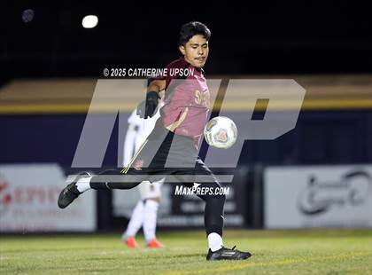 Thumbnail 2 in Sparks @ Reed photogallery.