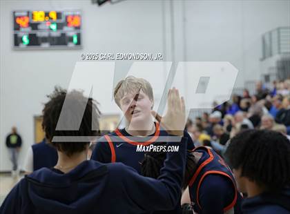 Thumbnail 1 in Hendersonville vs. Beech photogallery.