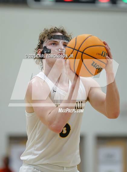 Thumbnail 2 in Hendersonville vs. Beech photogallery.