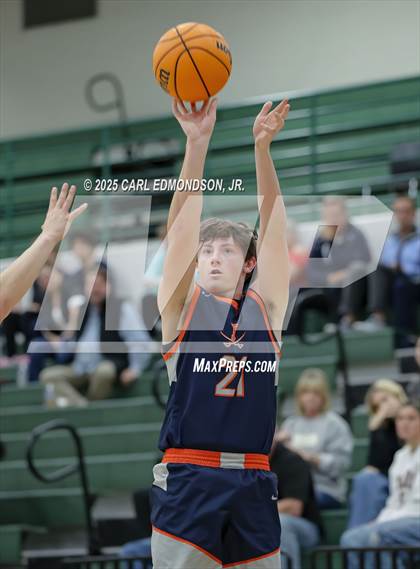 Thumbnail 2 in Hendersonville vs. Beech photogallery.