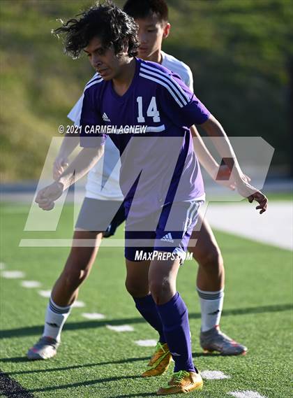 Thumbnail 3 in Cypress Ranch vs Jersey Village photogallery.