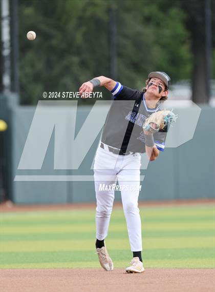 Thumbnail 1 in Grandview vs. Prairie View (CHSAA 5A 3rd Round Consolation) photogallery.