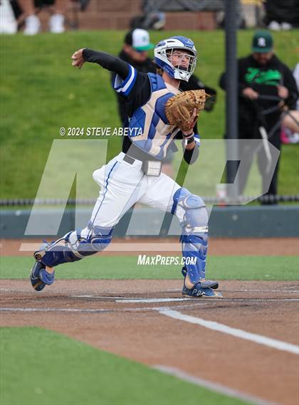 Thumbnail 2 in Grandview vs. Prairie View (CHSAA 5A 3rd Round Consolation) photogallery.