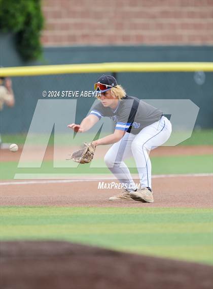 Thumbnail 1 in Grandview vs. Prairie View (CHSAA 5A 3rd Round Consolation) photogallery.