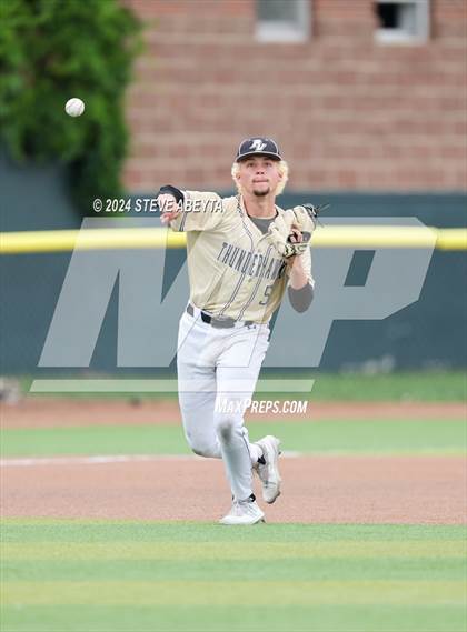 Thumbnail 3 in Grandview vs. Prairie View (CHSAA 5A 3rd Round Consolation) photogallery.