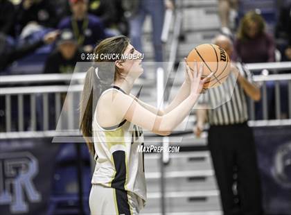 Thumbnail 3 in North Kingstown vs. Moses Brown (RIIL Semifinal) photogallery.