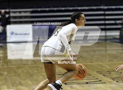 Thumbnail 1 in North Kingstown vs. Moses Brown (RIIL Semifinal) photogallery.