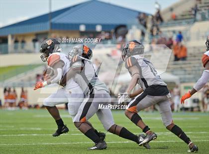 Thumbnail 1 in West Mesquite vs. Hutto photogallery.