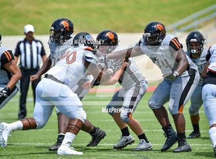 Thumbnail 2 in West Mesquite vs. Hutto photogallery.
