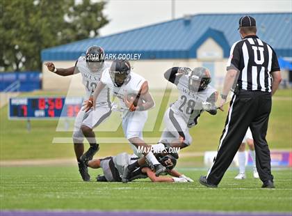 Thumbnail 1 in West Mesquite vs. Hutto photogallery.