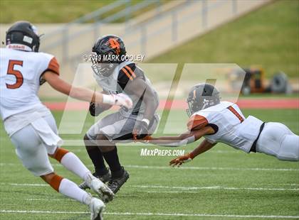 Thumbnail 2 in West Mesquite vs. Hutto photogallery.