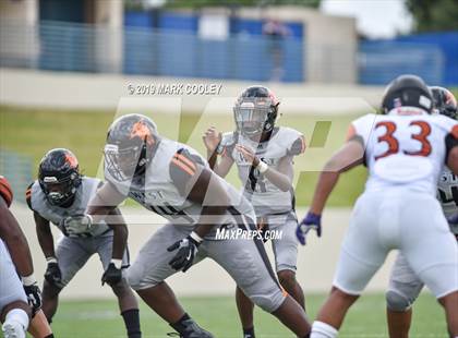 Thumbnail 1 in West Mesquite vs. Hutto photogallery.