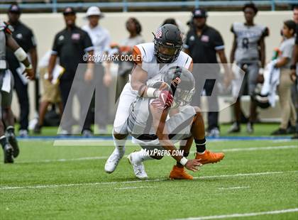 Thumbnail 3 in West Mesquite vs. Hutto photogallery.