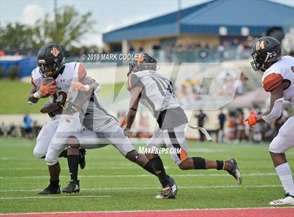 Thumbnail 1 in West Mesquite vs. Hutto photogallery.