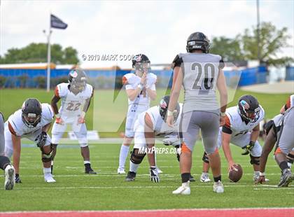 Thumbnail 3 in West Mesquite vs. Hutto photogallery.
