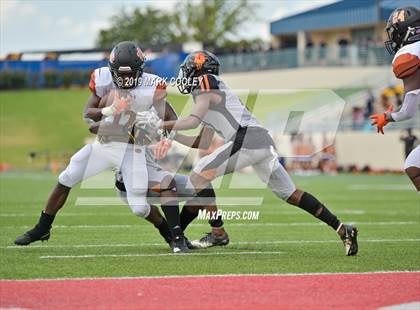 Thumbnail 2 in West Mesquite vs. Hutto photogallery.