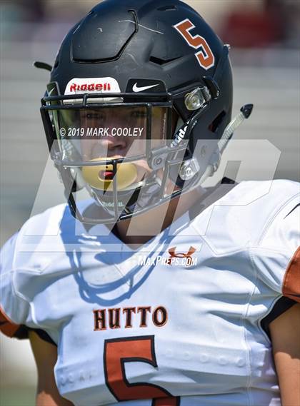 Thumbnail 2 in West Mesquite vs. Hutto photogallery.