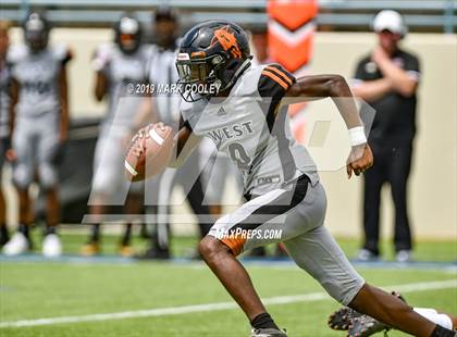 Thumbnail 2 in West Mesquite vs. Hutto photogallery.
