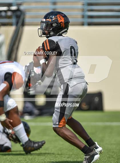 Thumbnail 1 in West Mesquite vs. Hutto photogallery.