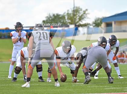 Thumbnail 1 in West Mesquite vs. Hutto photogallery.