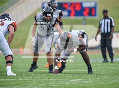 Thumbnail 2 in West Mesquite vs. Hutto photogallery.