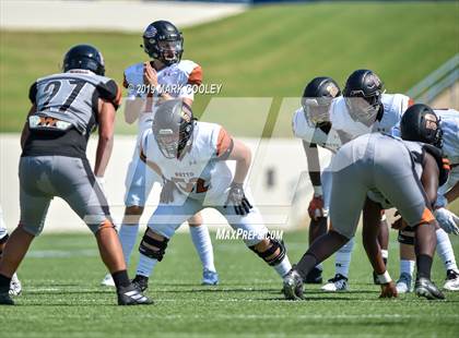 Thumbnail 1 in West Mesquite vs. Hutto photogallery.