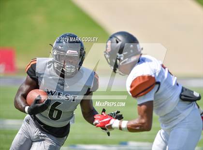 Thumbnail 1 in West Mesquite vs. Hutto photogallery.