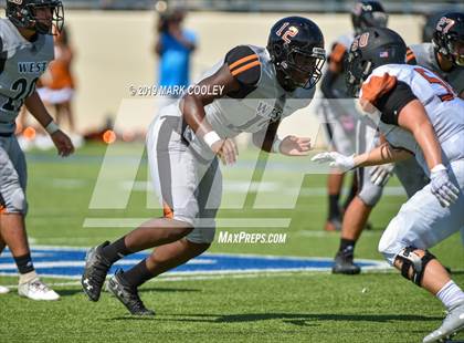 Thumbnail 3 in West Mesquite vs. Hutto photogallery.