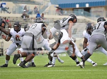 Thumbnail 3 in West Mesquite vs. Hutto photogallery.