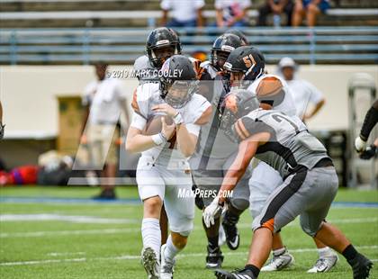 Thumbnail 2 in West Mesquite vs. Hutto photogallery.