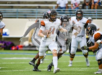 Thumbnail 2 in West Mesquite vs. Hutto photogallery.