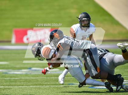 Thumbnail 1 in West Mesquite vs. Hutto photogallery.