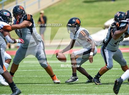 Thumbnail 3 in West Mesquite vs. Hutto photogallery.