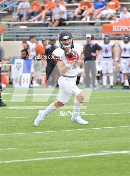 Thumbnail 3 in West Mesquite vs. Hutto photogallery.