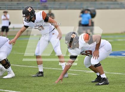 Thumbnail 2 in West Mesquite vs. Hutto photogallery.